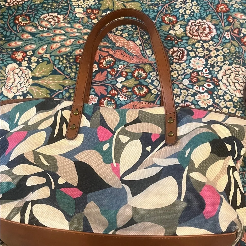 Fossil Rachel Colorful Leaf Pattern Tote Bag